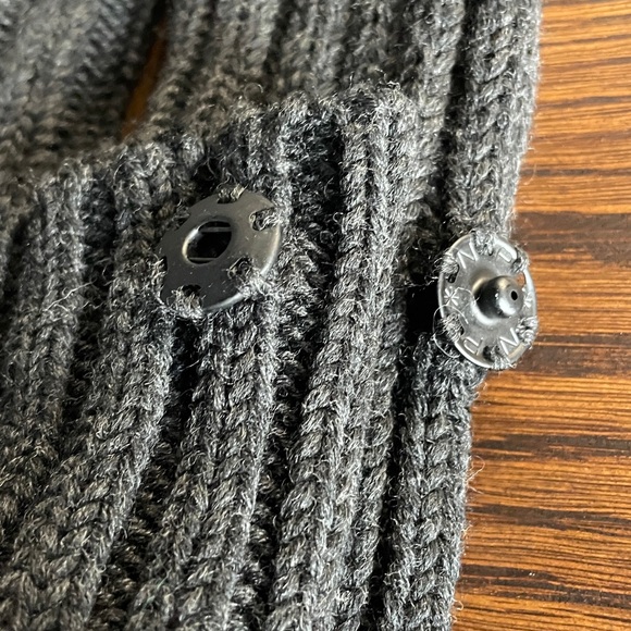 Vintage Yohji Yamamoto 98/99 Runway Ribbed Knitted Extra OverSized Cuff Sweater - Picture 12 of 16